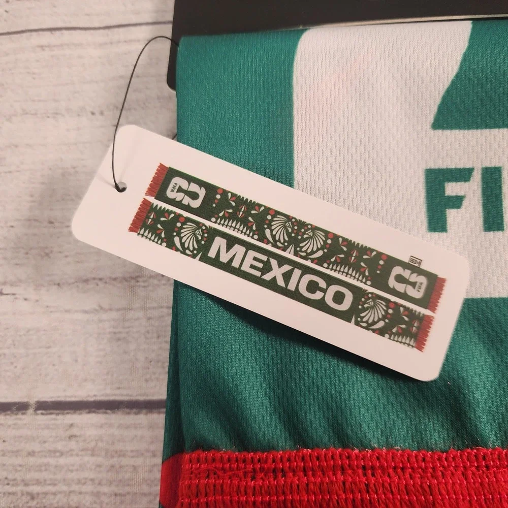 FIFA World Cup 2026 Mexico Soccer Scarf Green Red White Official SCF26MEXGR33